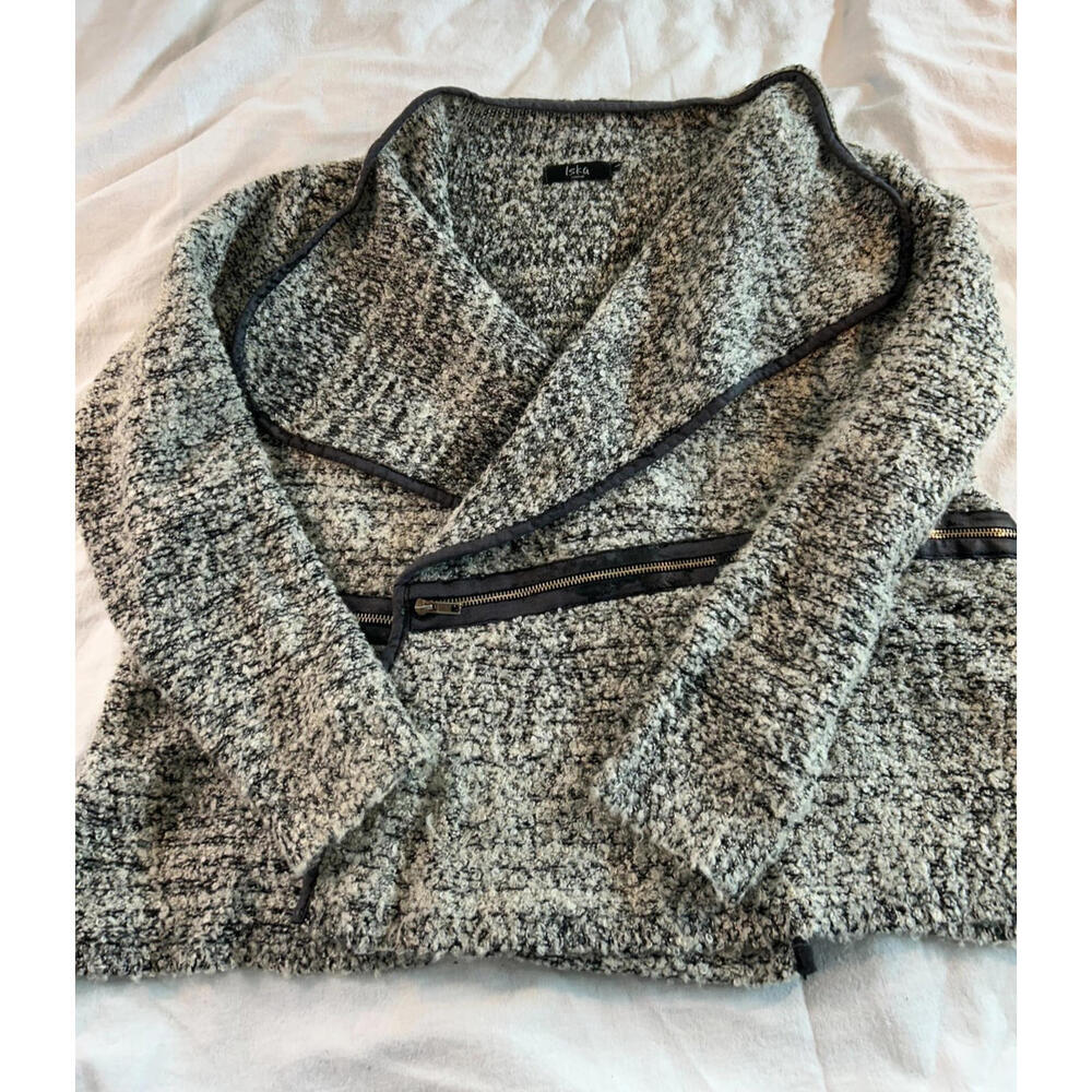 Iska Textured Knit Cardigan Draped Collar Zip Details Size L
